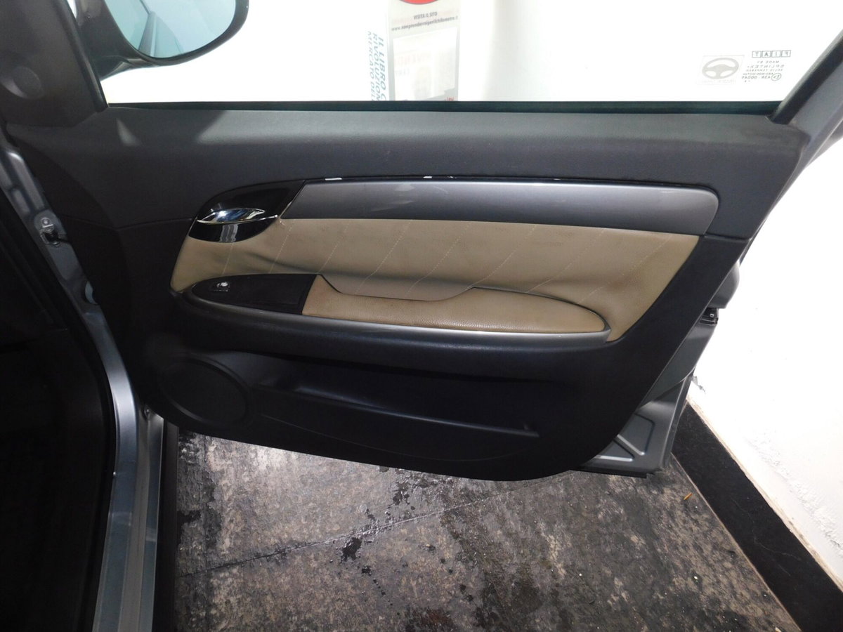 Fiat Croma 1.9 Multijet Emotion (18)