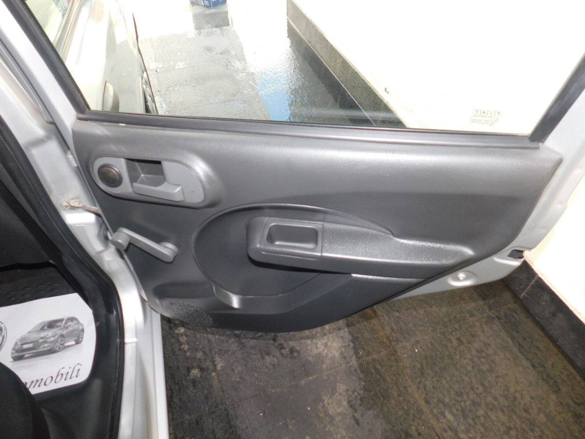 Fiat Panda 1.2 Dynamic GPL (17)