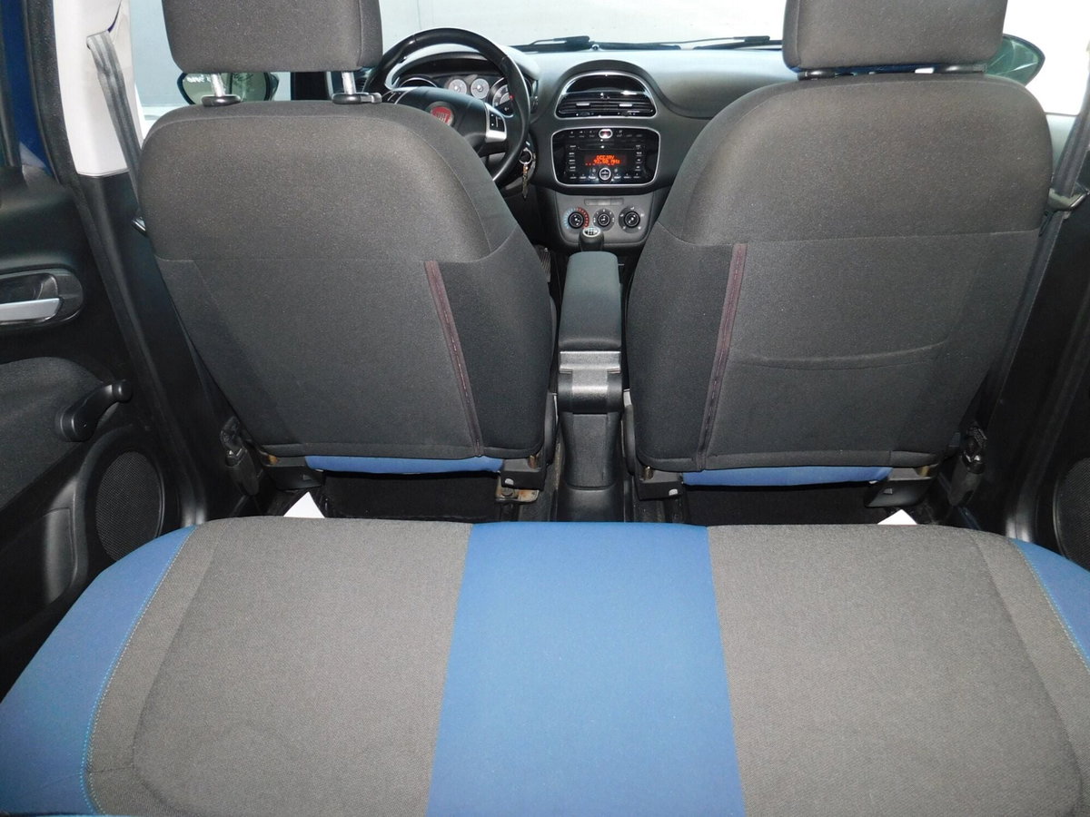 Fiat Punto 1.3 MJT II S&S 85 CV 5 porte ECO Lounge (18)