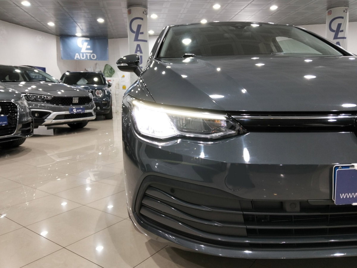 Volkswagen Golf 2.0 TDI DSG SCR Style (2)