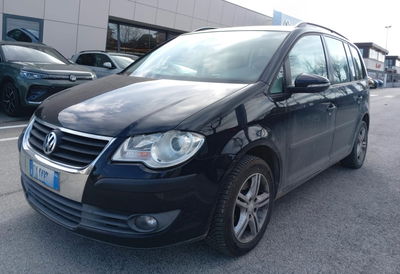 Volkswagen Touran 16V TSI 150CV Highline Ecofuel usata