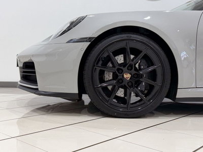 Porsche 911 Cabrio 3.0 Carrera 394cv auto (9)