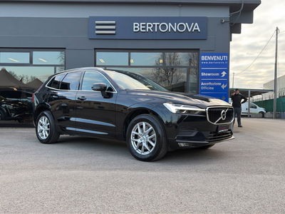 Volvo XC60 B4 (d) AWD Geartronic Momentum Pro usata