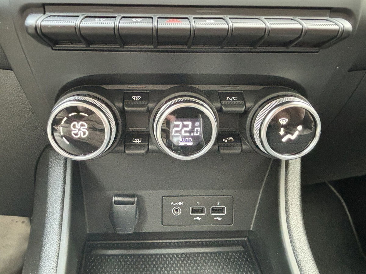 Renault Captur Full Hybrid E-Tech 145 CV Techno (14)
