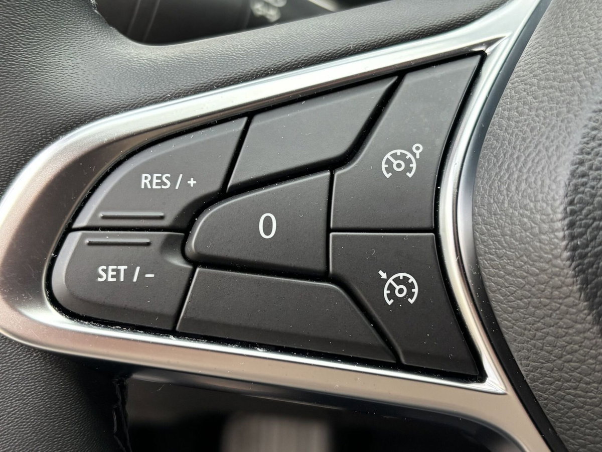 Renault Captur Full Hybrid E-Tech 145 CV Techno (19)