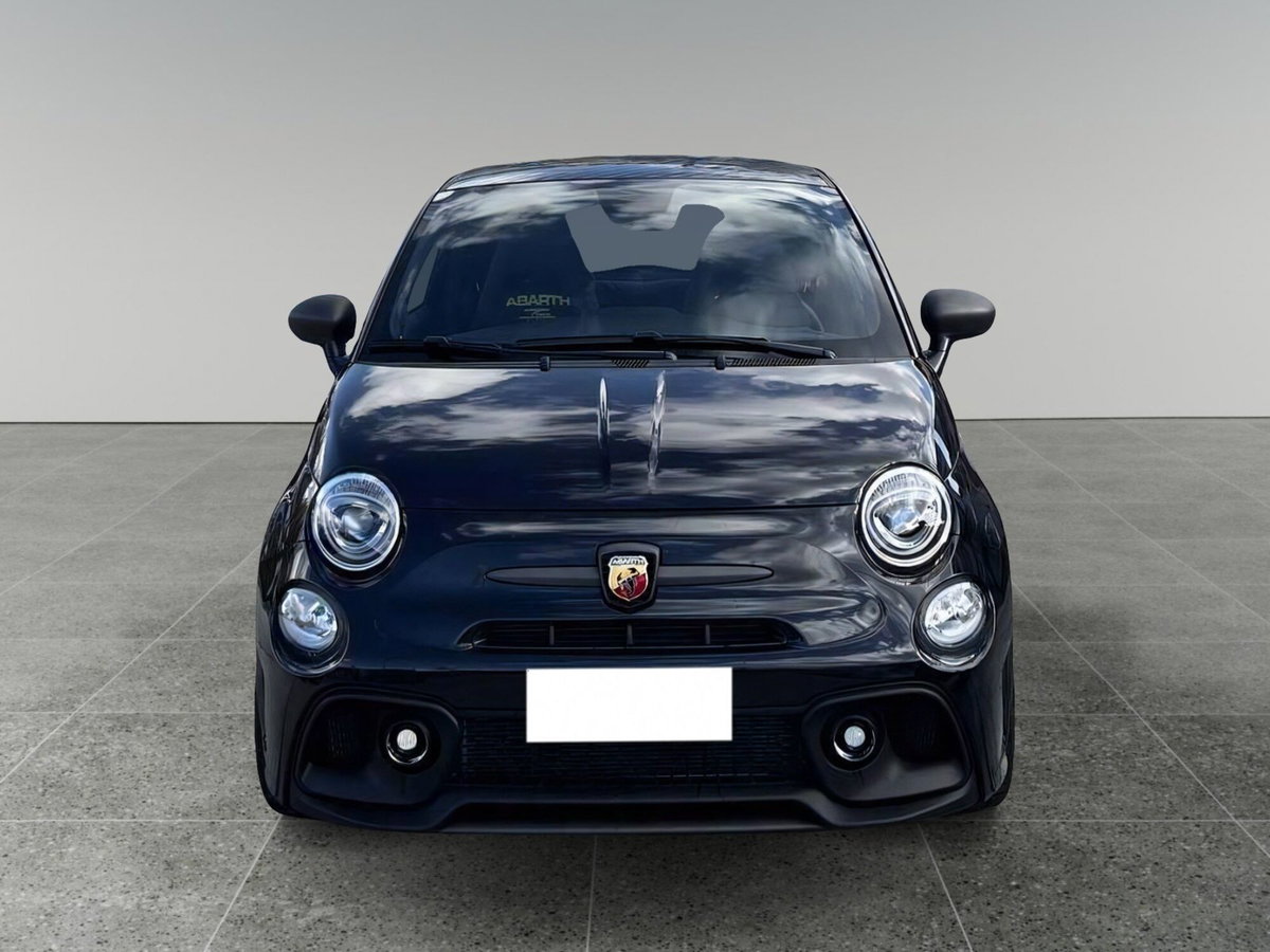 Abarth 695 1.4 t-jet 75° Anniversario 180cv (2)