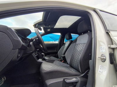 Volkswagen Taigo 1.0 tsi R-Line 115cv dsg (15)