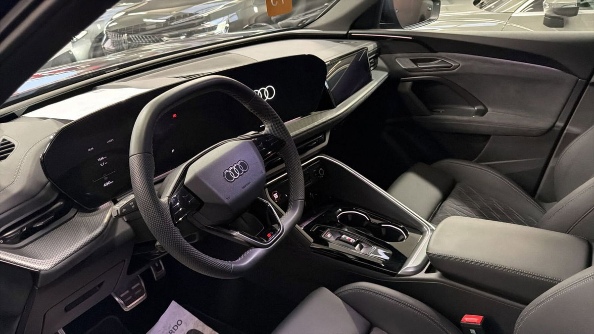 Audi Q5 40 2.0 tdi mhev 12V S line quattro s-tronic (8)
