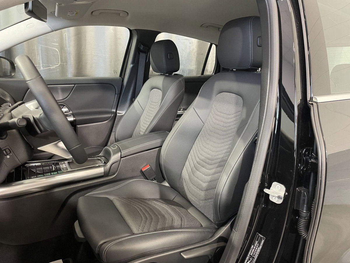 Mercedes-Benz GLA SUV 180 Progressive Advanced Plus auto (9)