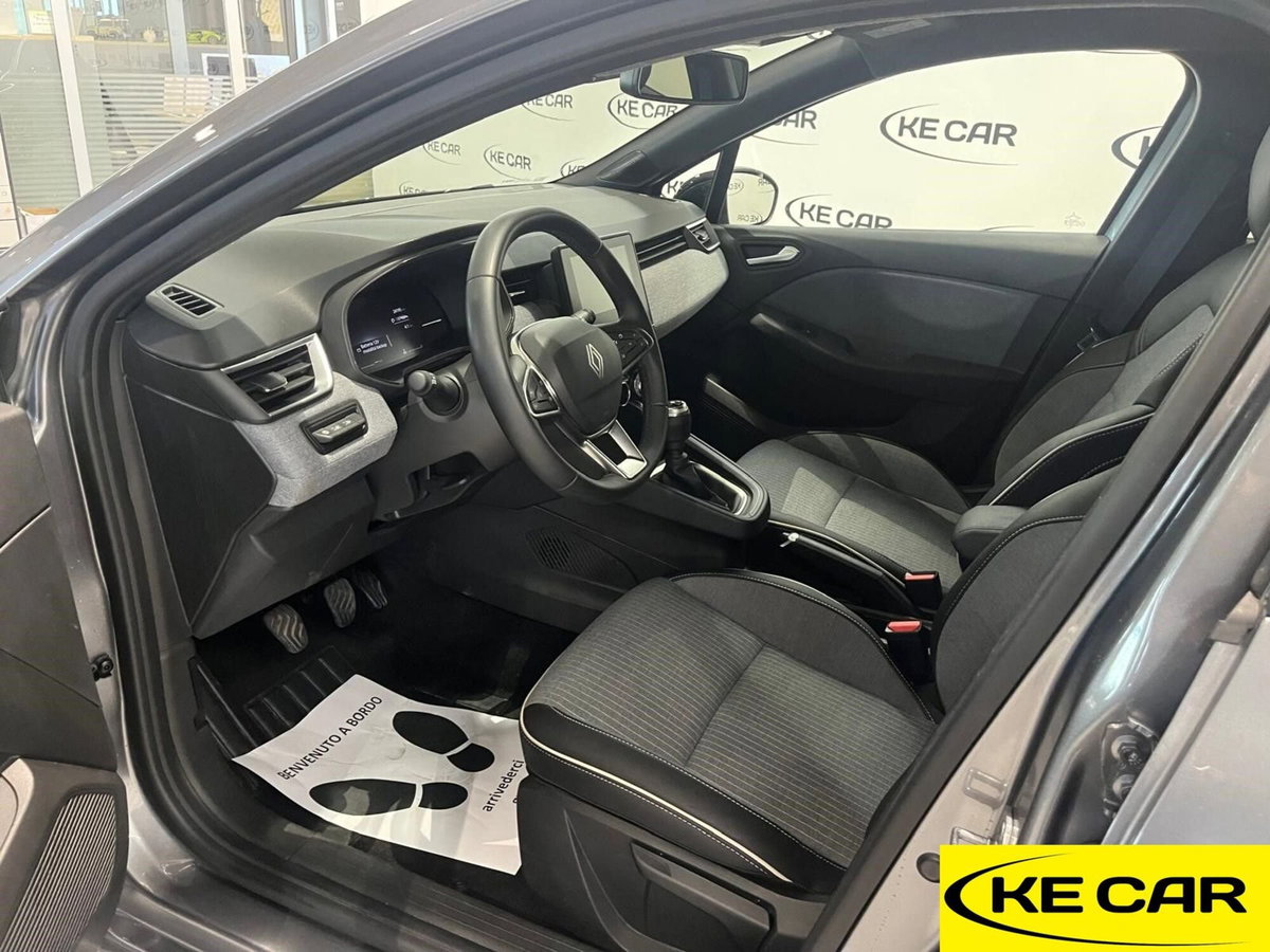 Renault Clio TCe 90 CV 5 porte Techno (14)