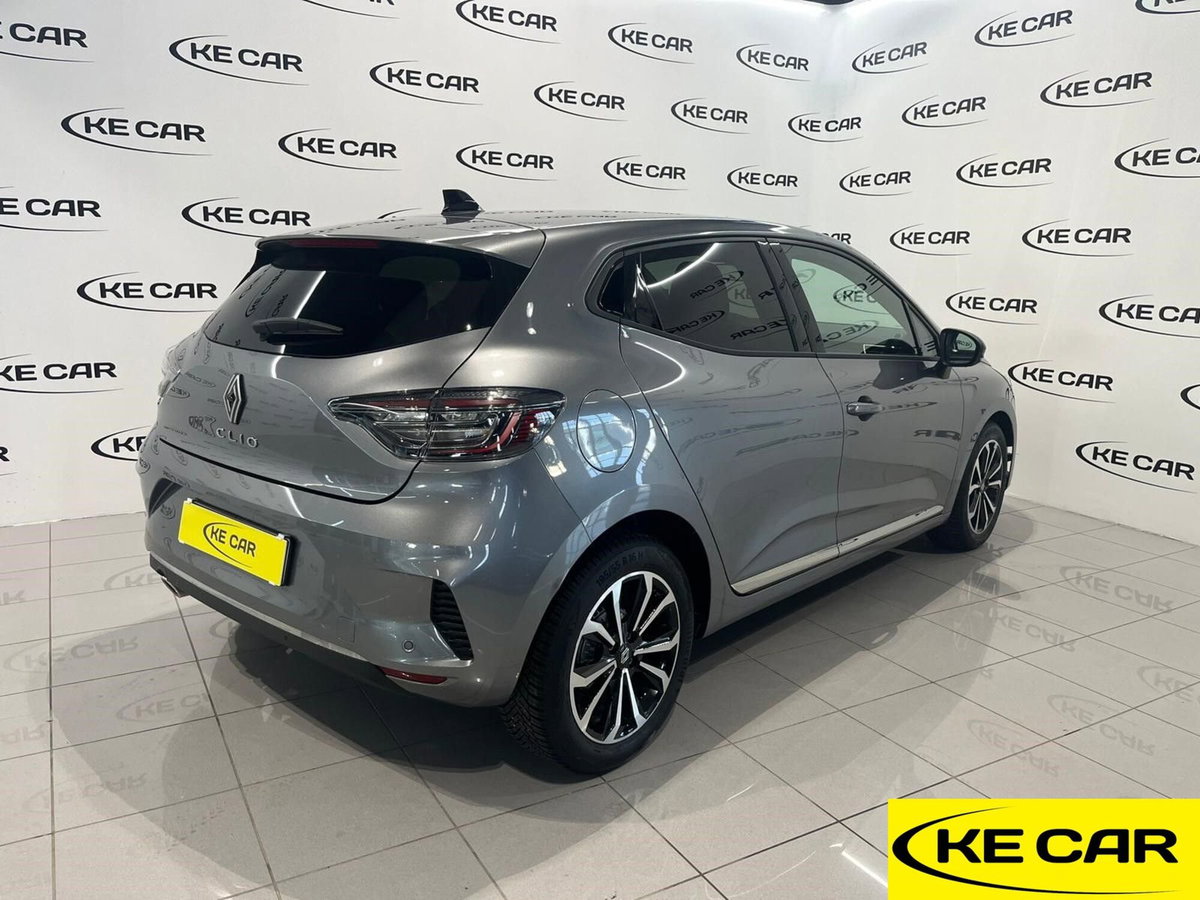 Renault Clio TCe 90 CV 5 porte Techno (5)