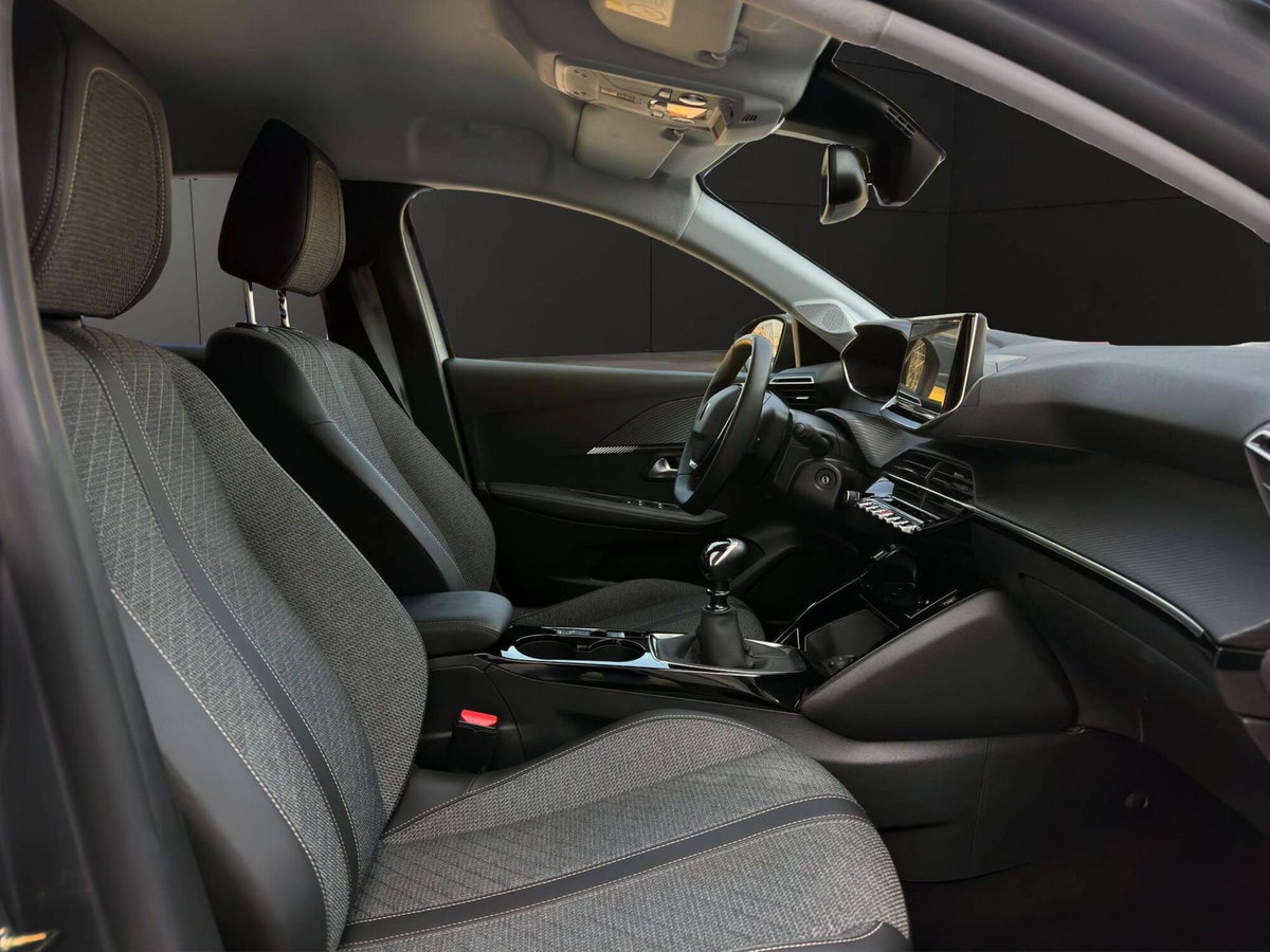 Peugeot 208 PureTech 100 Stop&Start 5 porte Allure (11)