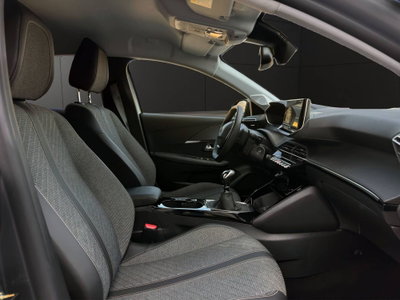 Peugeot 208 PureTech 100 Stop&Start 5 porte Allure (11)