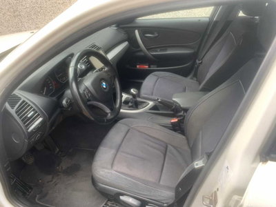 BMW Serie 1 116d 2.0 116CV cat 5 porte Futura DPF (11)