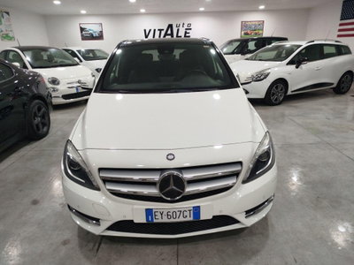 Mercedes-Benz Classe B 200 CDI Premium (2)