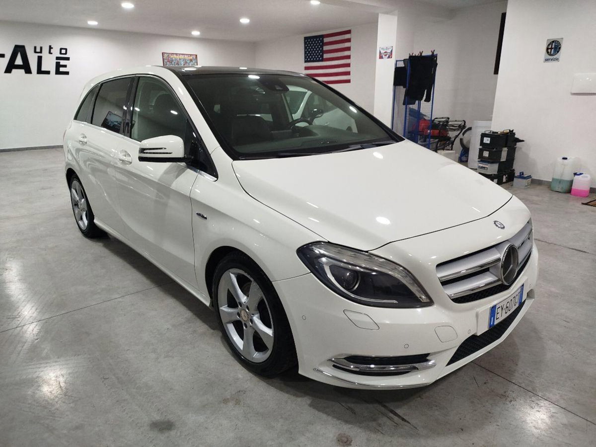 Mercedes-Benz Classe B 200 CDI Premium (3)