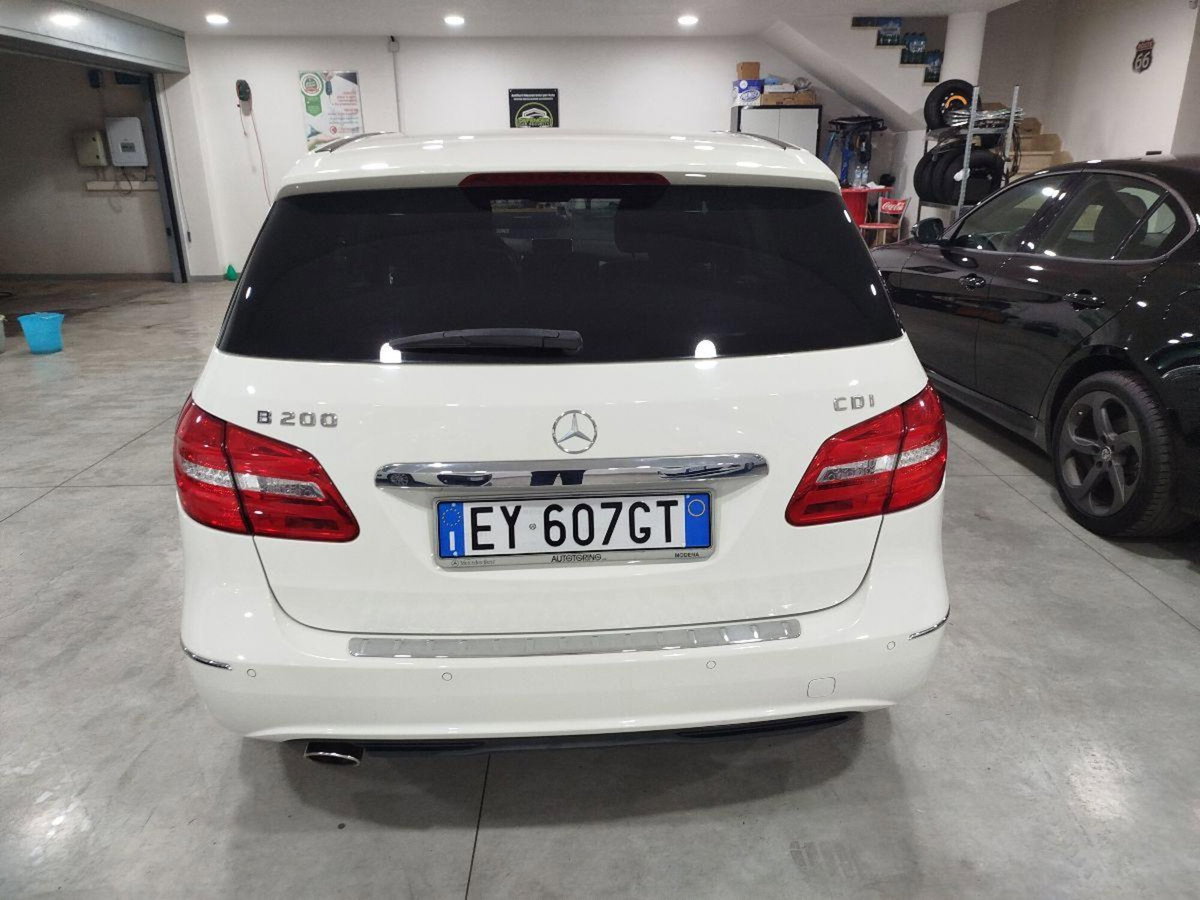 Mercedes-Benz Classe B 200 CDI Premium (6)