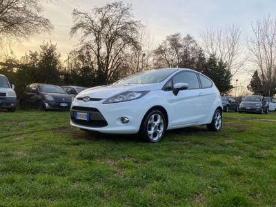 Ford Fiesta 1.4 3 porte Bz.- GPL Titanium usata