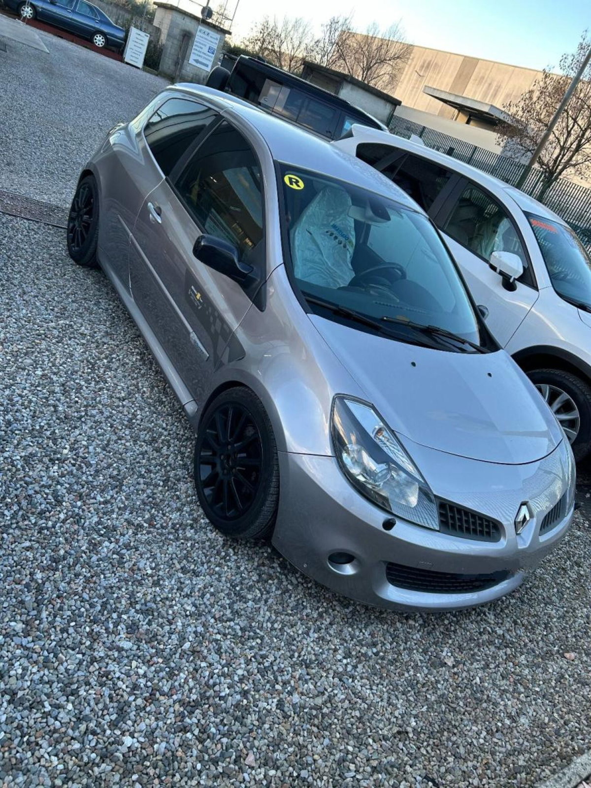 Renault Clio 2.0 16V 200CV 3 porte RS F1 Team (3)
