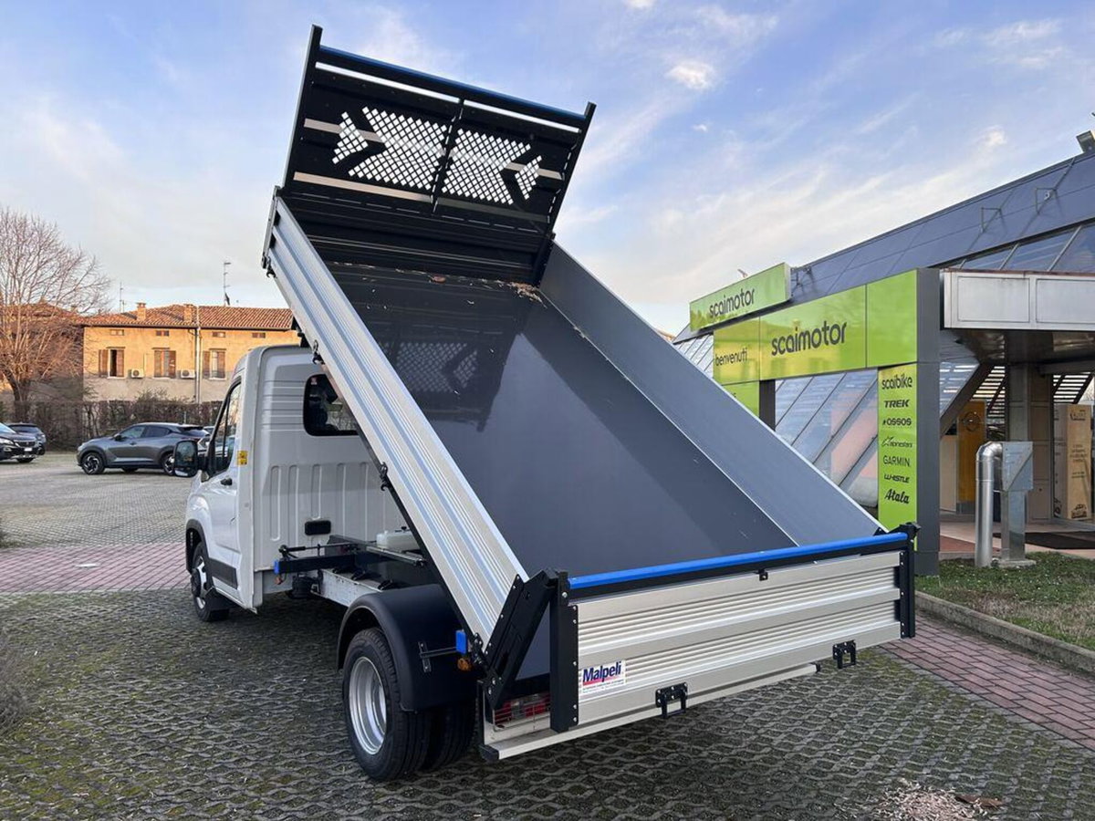 Maxus Deliver Cabinato Deliver 9 2.0 crdi 150cv L3 cab Comfort pack rwd r.gem. my26 (2)