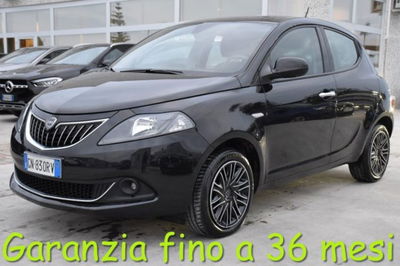 Lancia Ypsilon 1.0 FireFly 5 porte S&S Hybrid Ecochic Gold usata