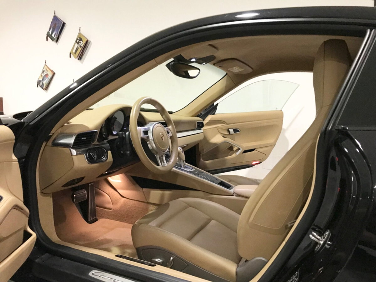 Porsche 911 Coupé 3.8 Carrera 4S (12)