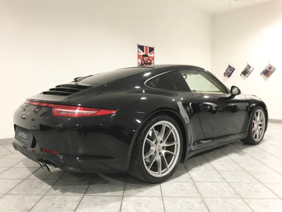 Porsche 911 Coupé 3.8 Carrera 4S (5)
