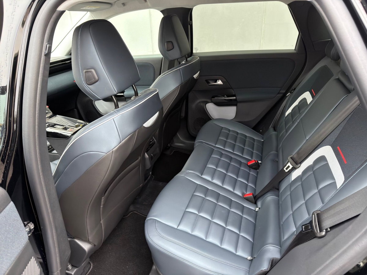 Citroen C5 Aircross 1.2 hybrid Max 136cv e-dcs6 (12)