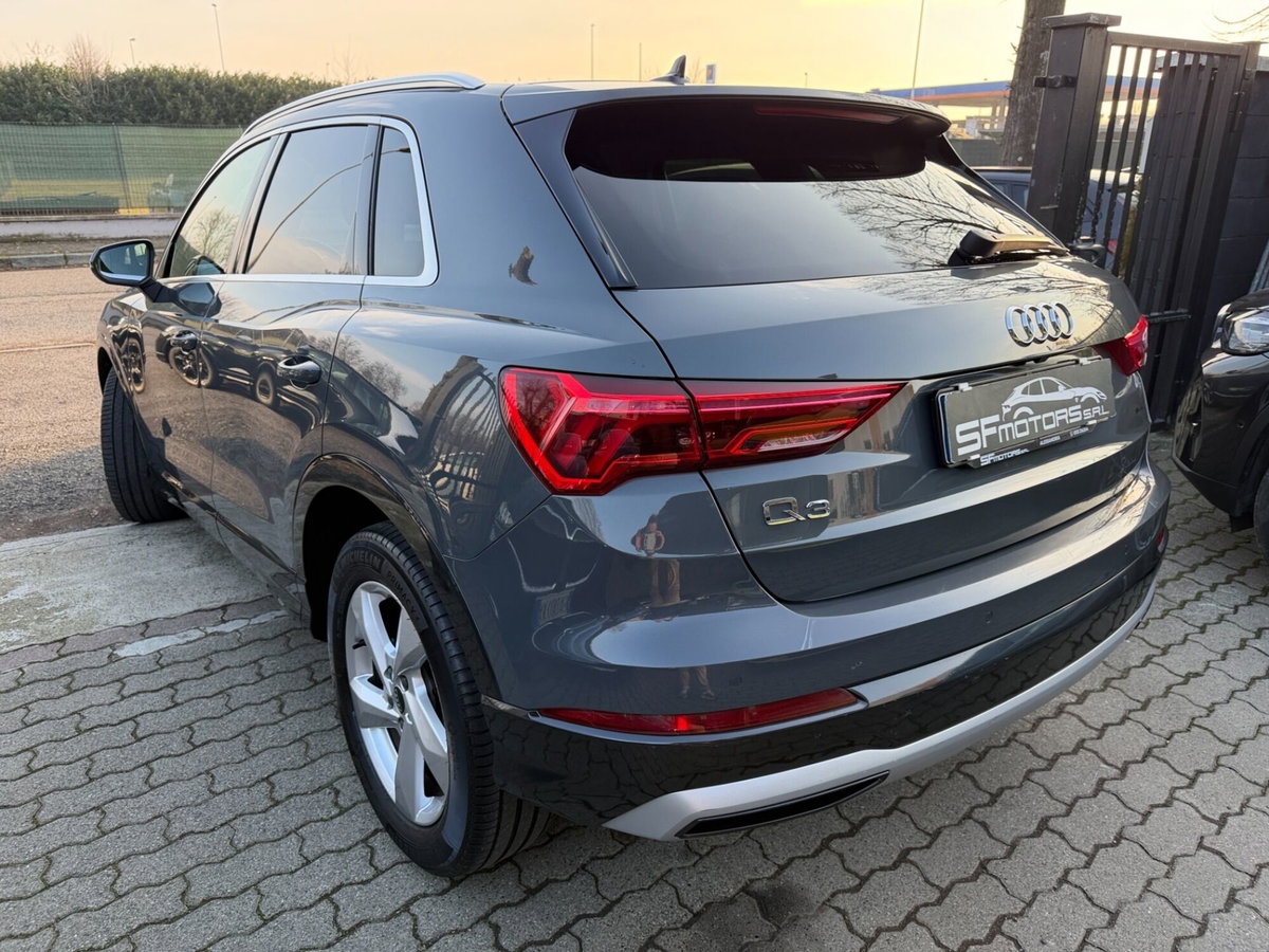 Audi Q3 35 TDI quattro S tronic Business Advanced (4)
