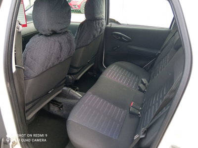 Fiat Punto Classic 1.2 5 porte Natural Power Active (8)