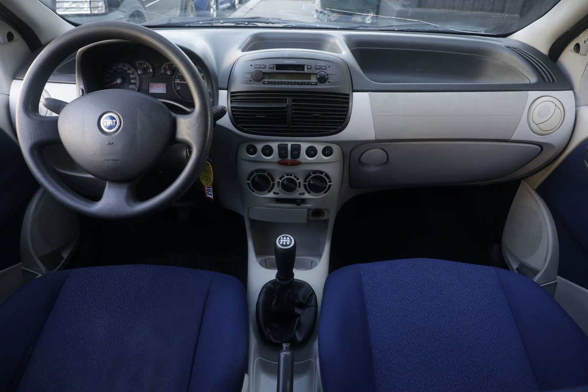 Fiat Punto 1.9 JTD 5 porte Active (2)
