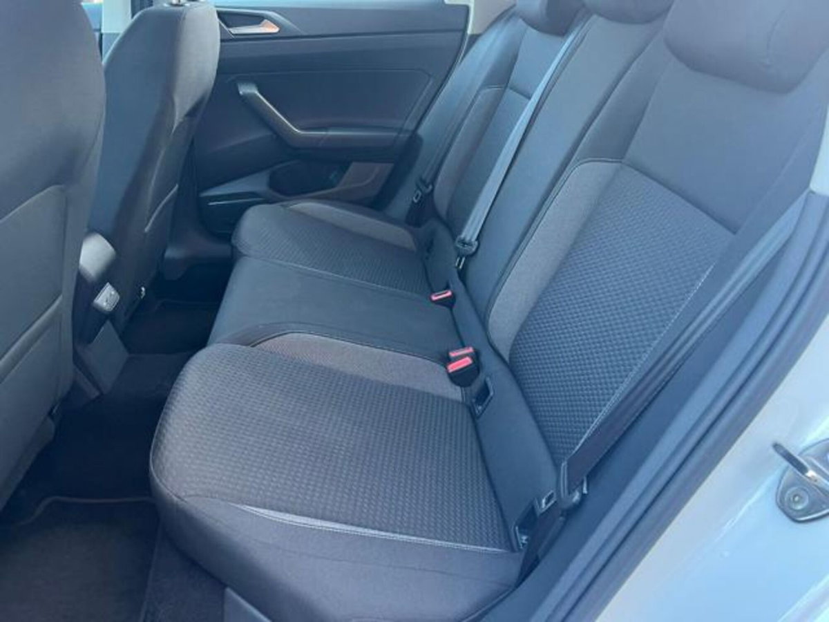 Volkswagen Polo 1.0 tsi Style 95cv (14)