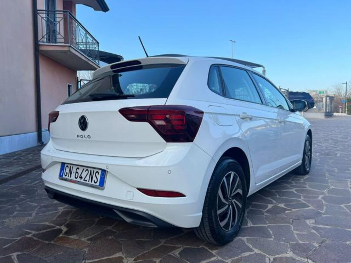 Volkswagen Polo 1.0 tsi Style 95cv (3)