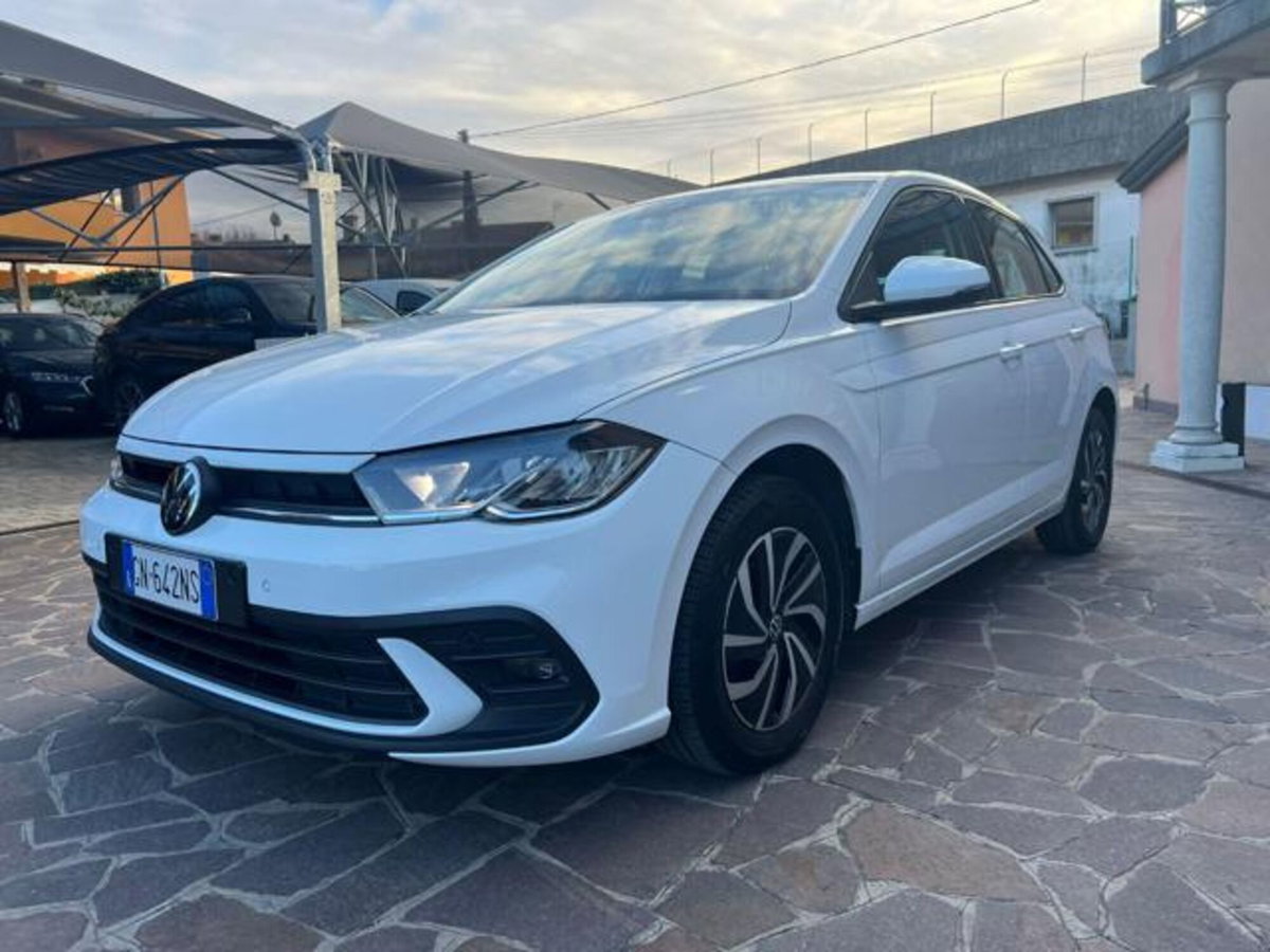 Volkswagen Polo 1.0 tsi Style 95cv (7)