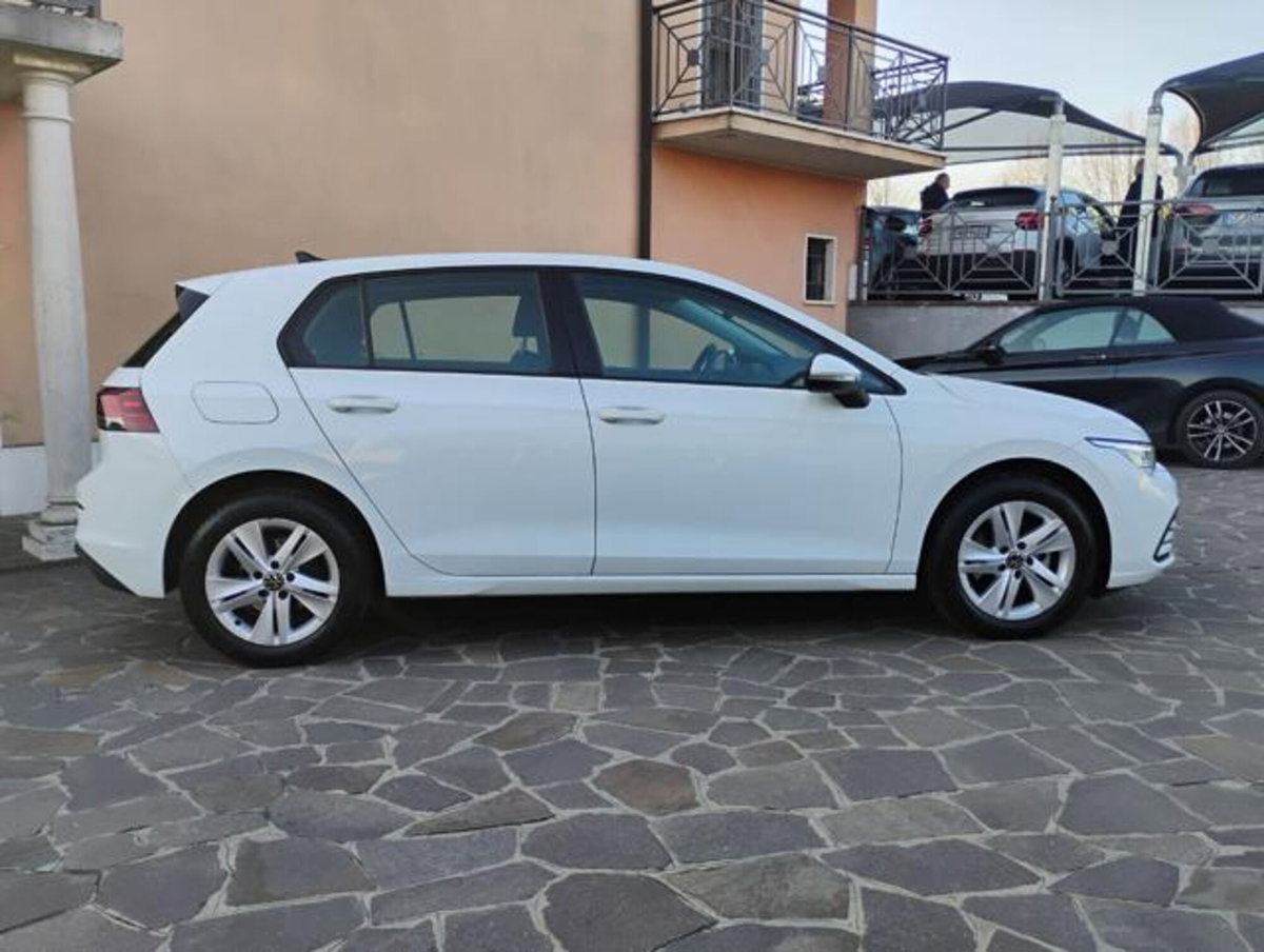 Volkswagen Golf 2.0 TDI SCR Life (2)