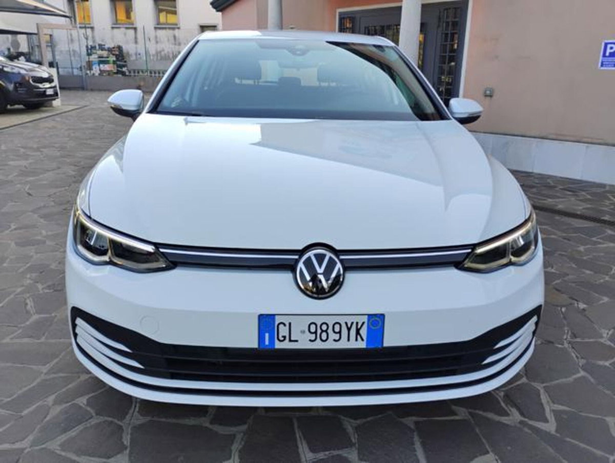 Volkswagen Golf 2.0 TDI SCR Life (8)