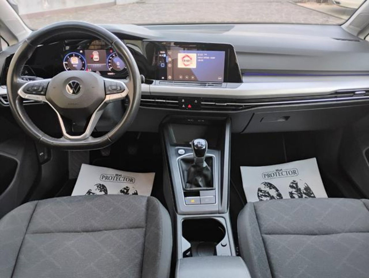 Volkswagen Golf 2.0 TDI SCR Life (9)