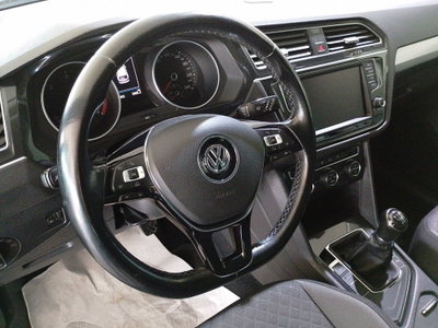 Volkswagen Tiguan 1.6 TDI SCR Business BlueMotion Technology (16)