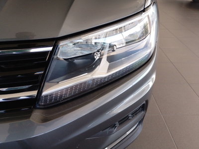 Volkswagen Tiguan 1.6 TDI SCR Business BlueMotion Technology (9)