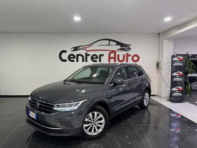 Volkswagen Tiguan 2.0 tdi Life 150cv dsg usata