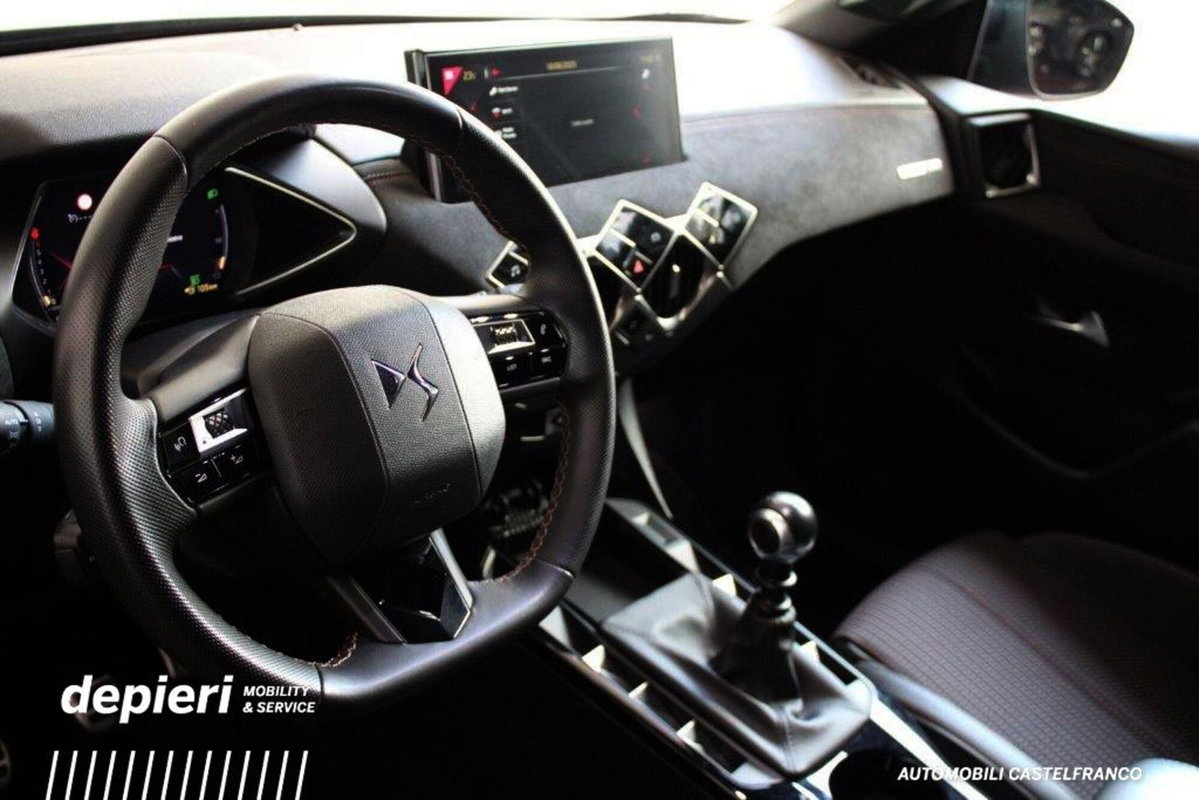 Ds DS 3 DS 3 Crossback PureTech 100 Performance Line (2)