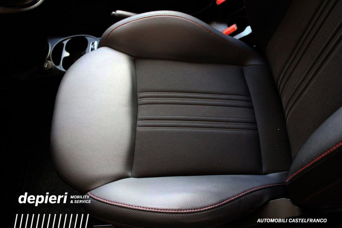 Fiat 500C Cabrio 1.0 Hybrid Sport (14)