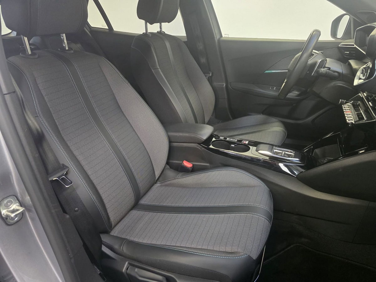 Peugeot 2008 PureTech 130 S&S Allure Pack (10)