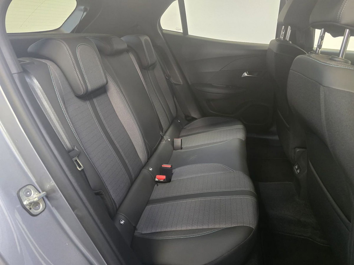 Peugeot 2008 PureTech 130 S&S Allure Pack (20)