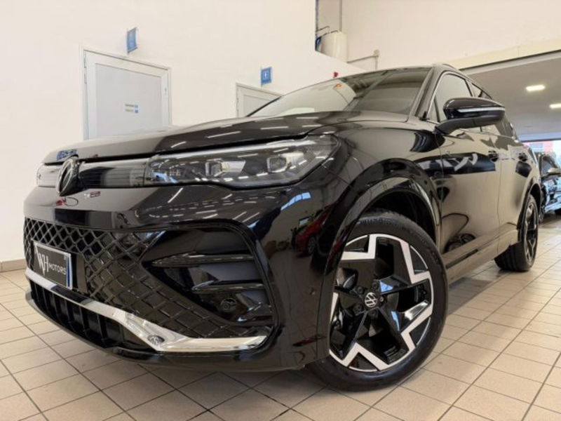 Volkswagen Tiguan 2.0 tdi R-Line 150cv dsg