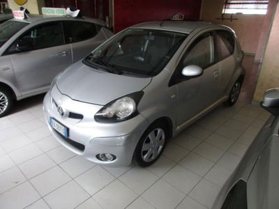 Toyota Aygo 1.0 12V VVT-i 5 porte Sol