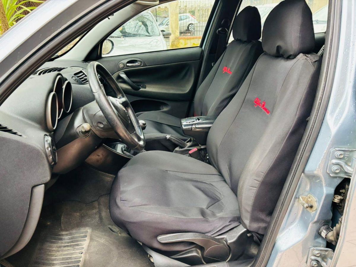 Alfa Romeo 147 1.9 JTD 16V cat 5p. Cup (14)