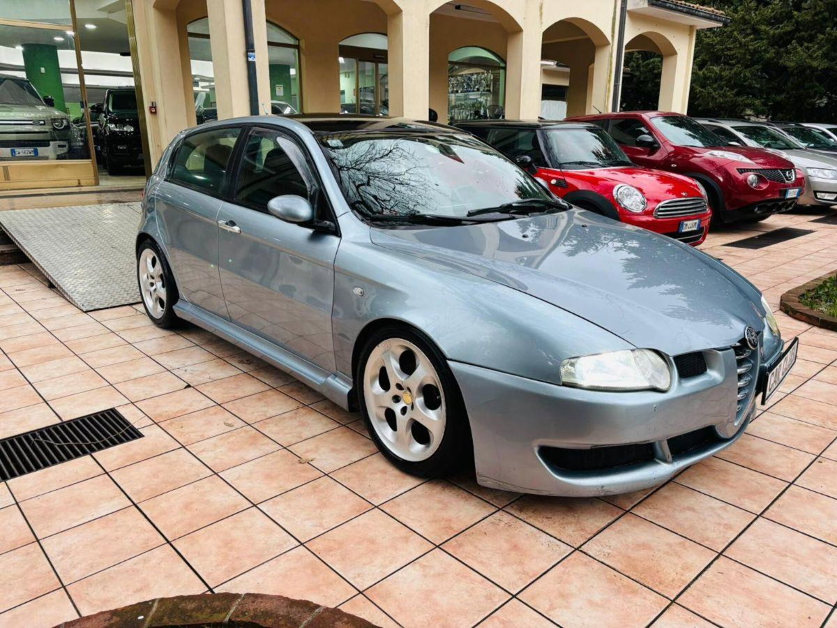 Alfa Romeo 147 1.9 JTD 16V cat 5p. Cup (3)