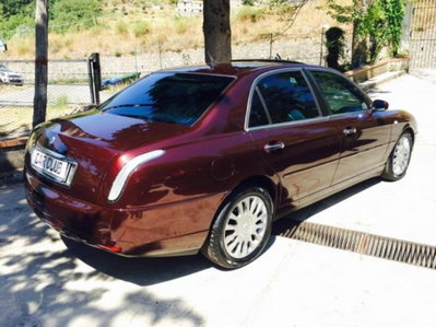 Lancia Thesis JTD 20V aut. Executive (4)
