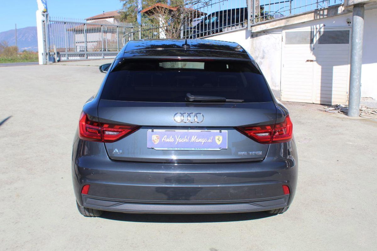 Audi A1 Sportback Sportback 25 1.0 tfsi Business (7)
